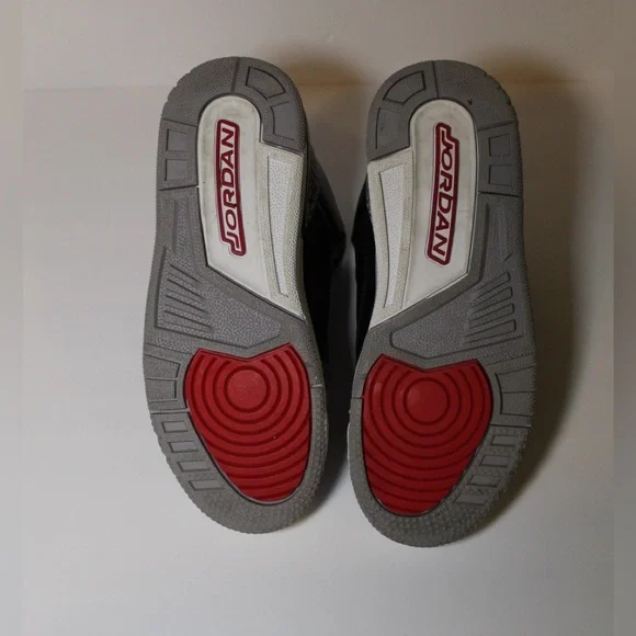 NIKE AIR JORDAN III 3 RETRO OG BG BLACK FIRE RED CEMENT GREY WHITE BRED 4.5Y - Picture 6 of 6